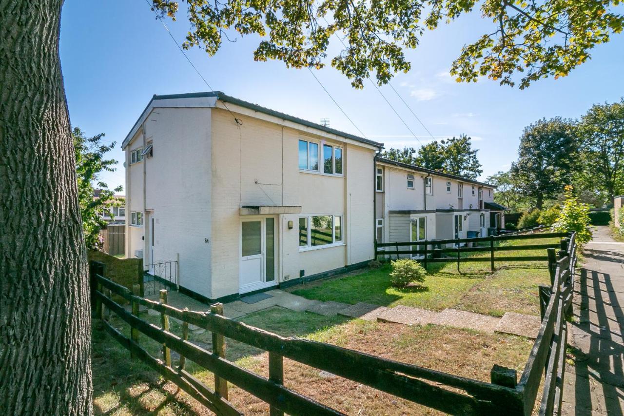 Hillcrest Lodge Stevenage Esterno foto