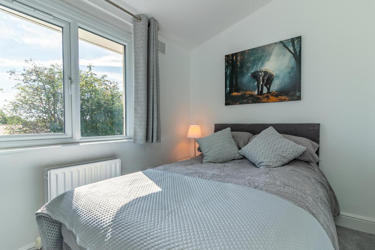 Hillcrest Lodge Stevenage Esterno foto
